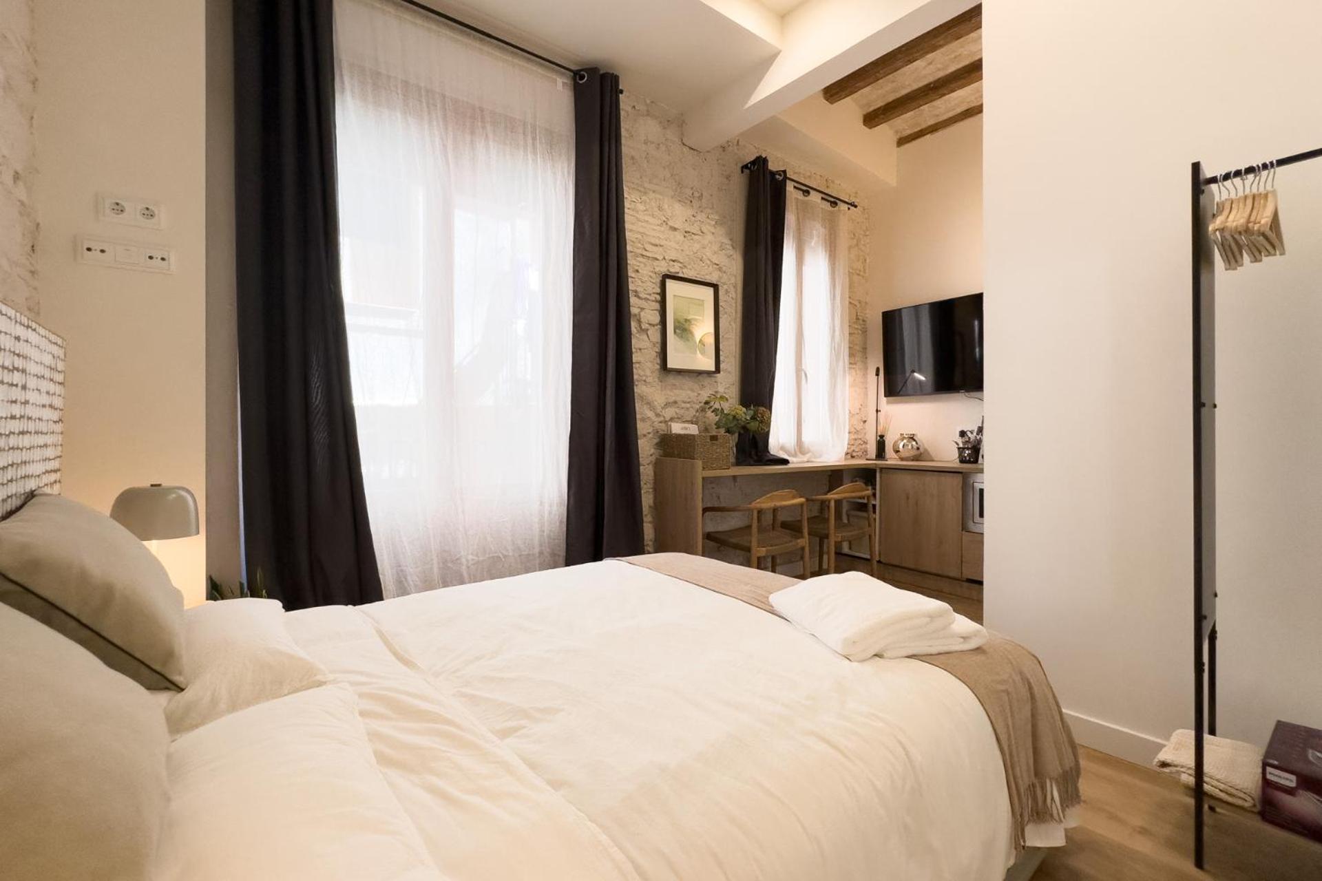Urbandream Gothic Aartments & Studios Barcelona Bagian luar foto